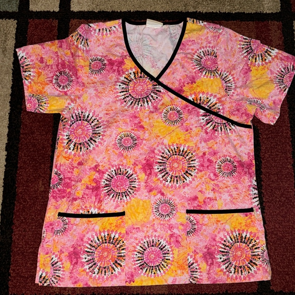 Tafford‎ Scrub Top